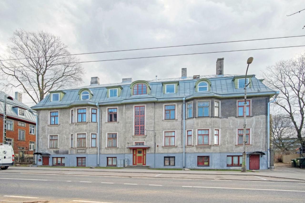 Studio On Tehnika 19 Tallin Exterior foto
