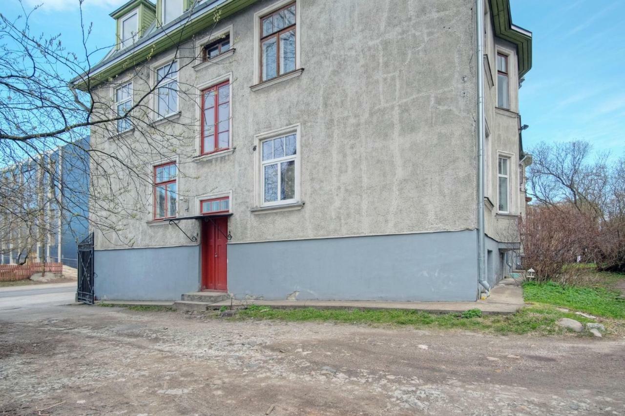 Studio On Tehnika 19 Tallin Exterior foto